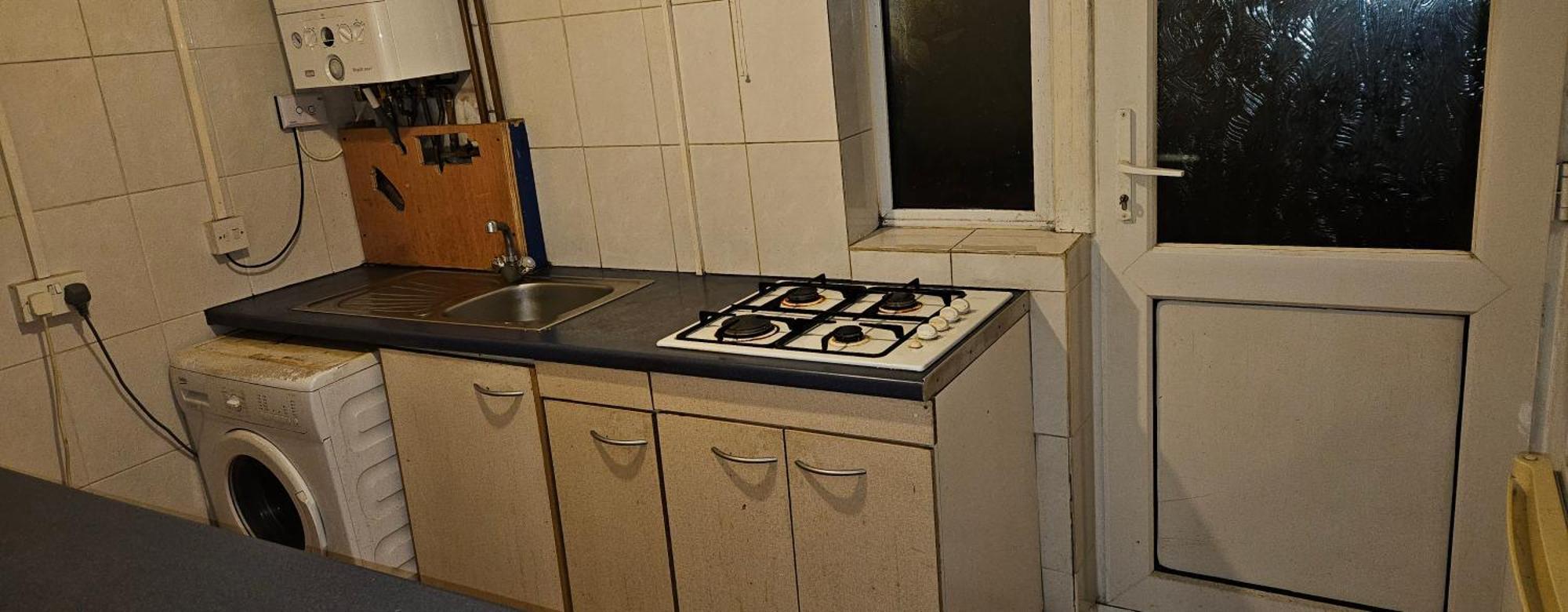 No Frills & Nothing Fancy 1 Bed Studio City Centre 카디프 외부 사진